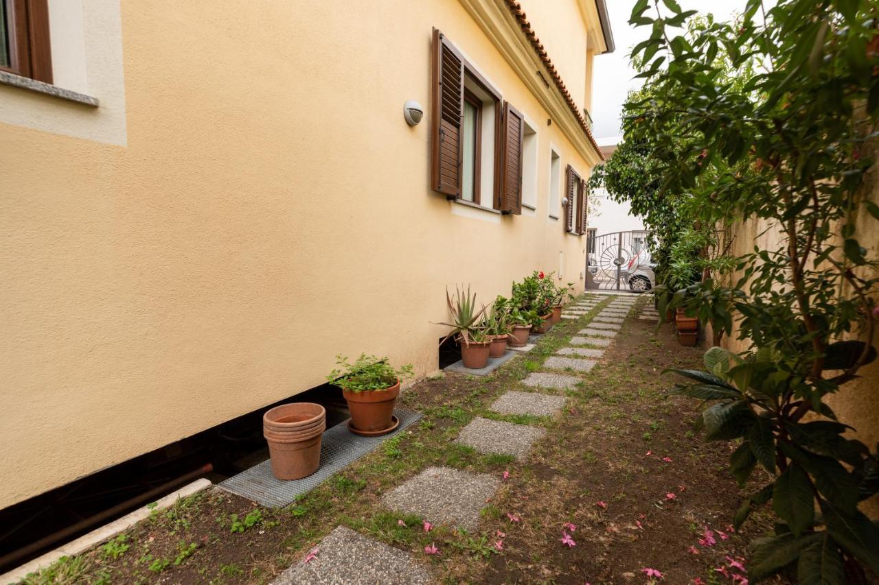 Theo'S Rooms Olbia Exterior photo
